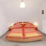 / Christ Apartment *
