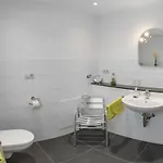/ Christ Apartment