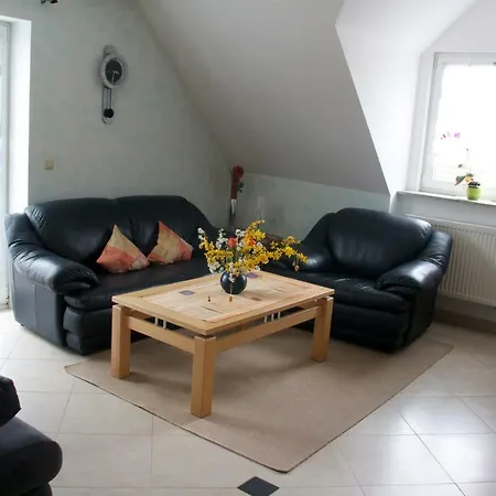 Apartment / Christ